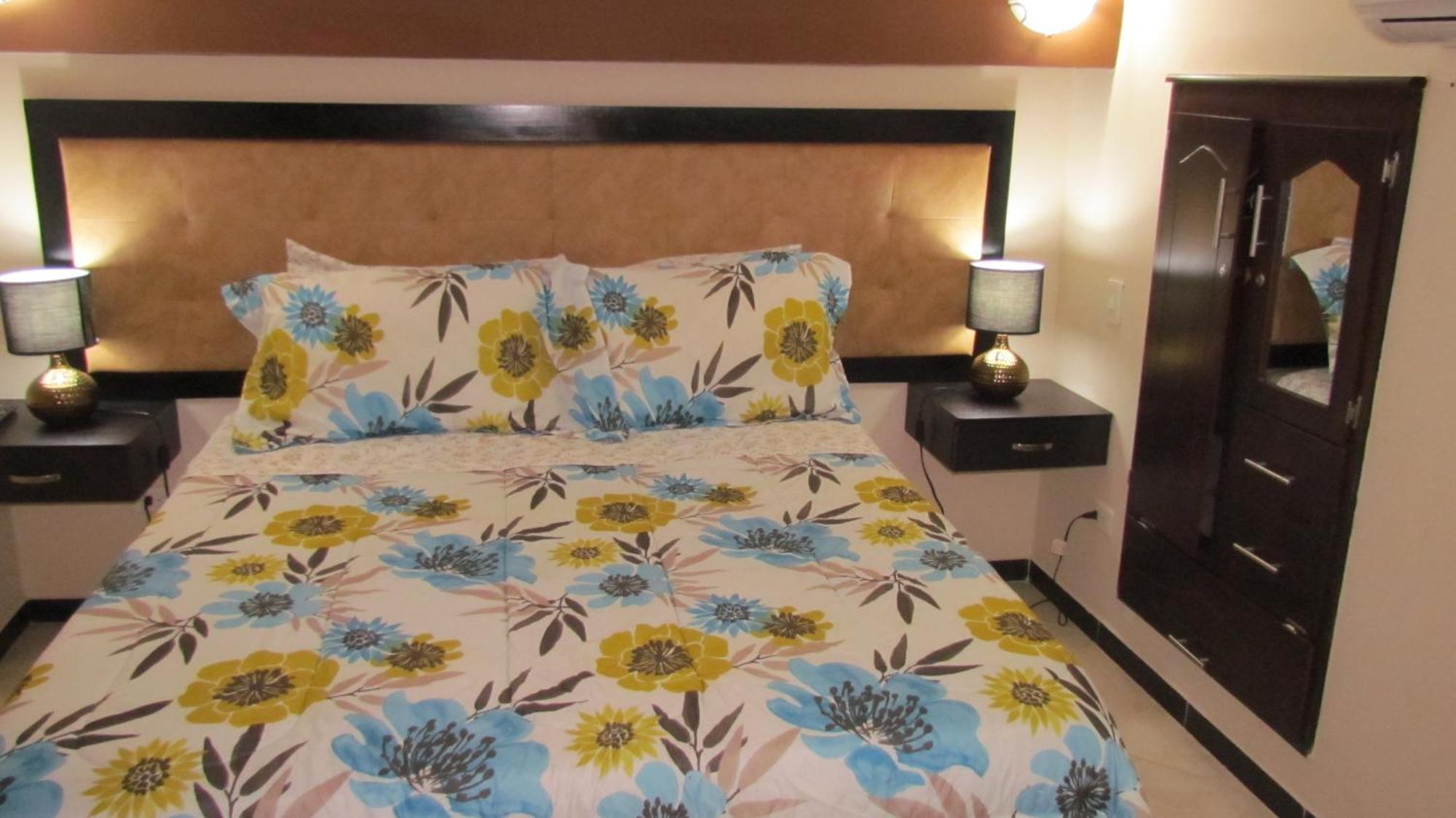 Apartamentos En El Poblado Медельїн Номер фото