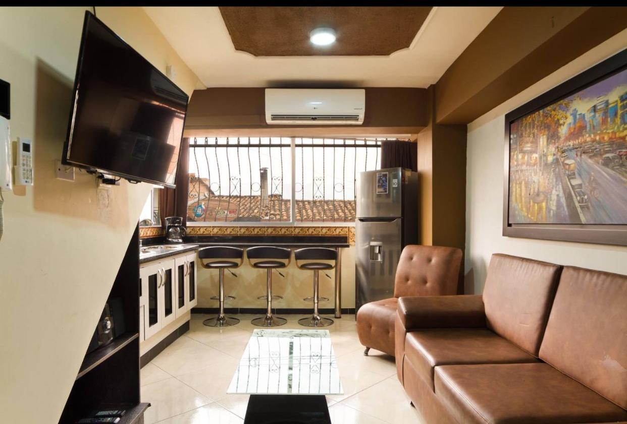 Apartamentos En El Poblado Медельїн Екстер'єр фото